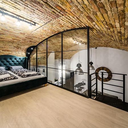 KIRÁLY 28 fsz CENTER 2 BEDROOM APARTMENT WITH AIRCON Budapest Esterno foto
