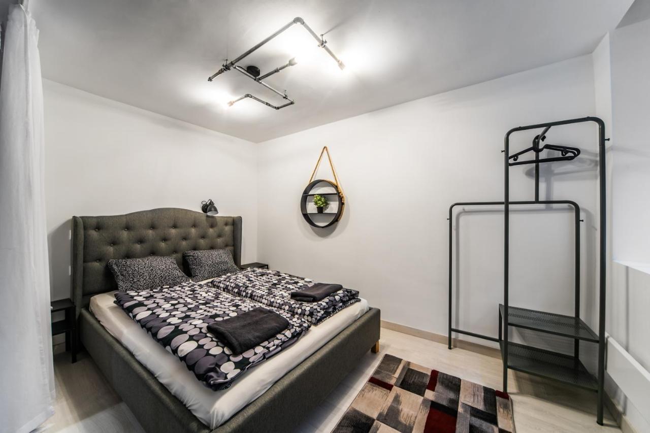 KIRÁLY 28 fsz CENTER 2 BEDROOM APARTMENT WITH AIRCON Budapest Esterno foto