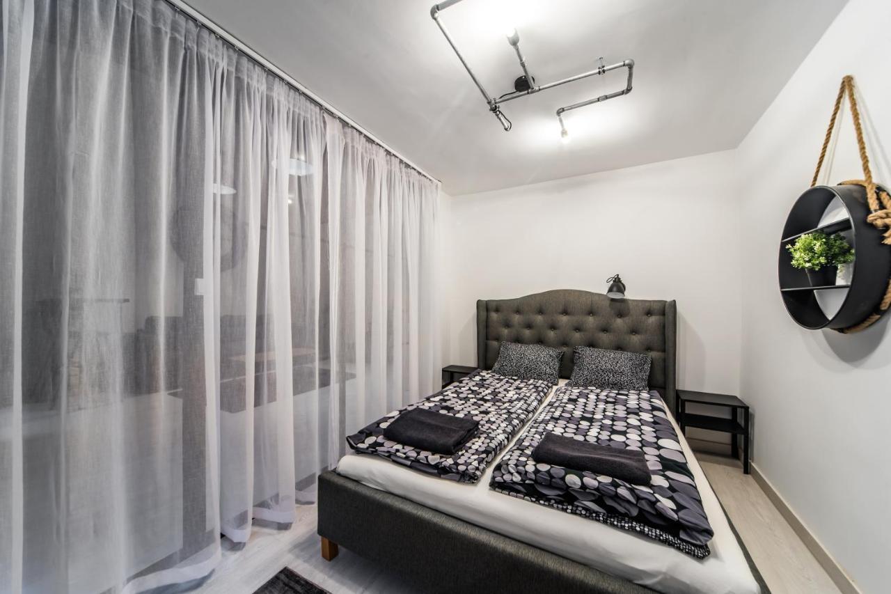 KIRÁLY 28 fsz CENTER 2 BEDROOM APARTMENT WITH AIRCON Budapest Esterno foto