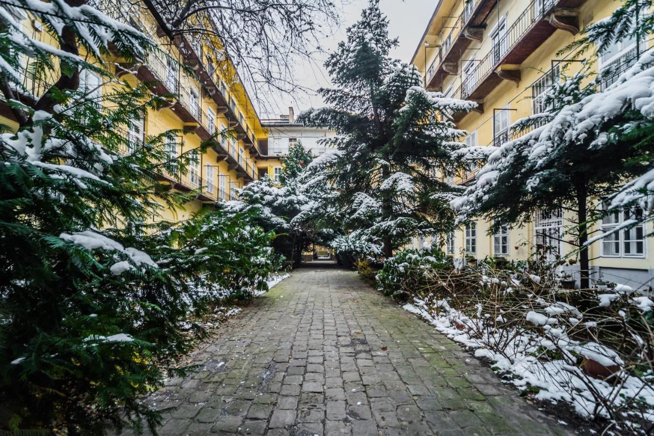 KIRÁLY 28 fsz CENTER 2 BEDROOM APARTMENT WITH AIRCON Budapest Esterno foto